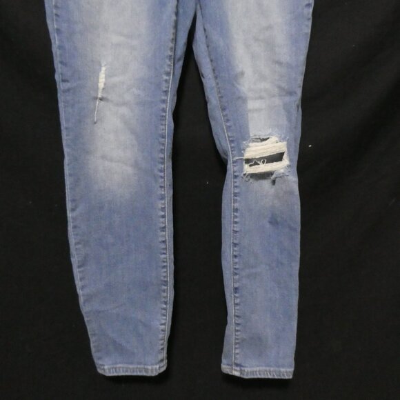 GAP DENIM | 30 regular | Medium Destroy | Faded Blue Distressed Denim - Picture 7 of 16
